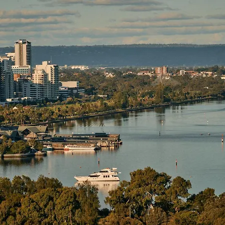 Hyde Perth-3